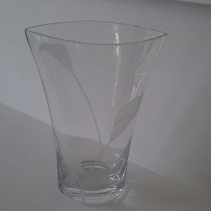 Calla lily etched vase